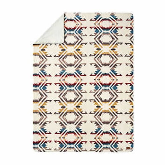 twin size Pendleton Sherpa Fleece Blanket White - Picture 3 of 4